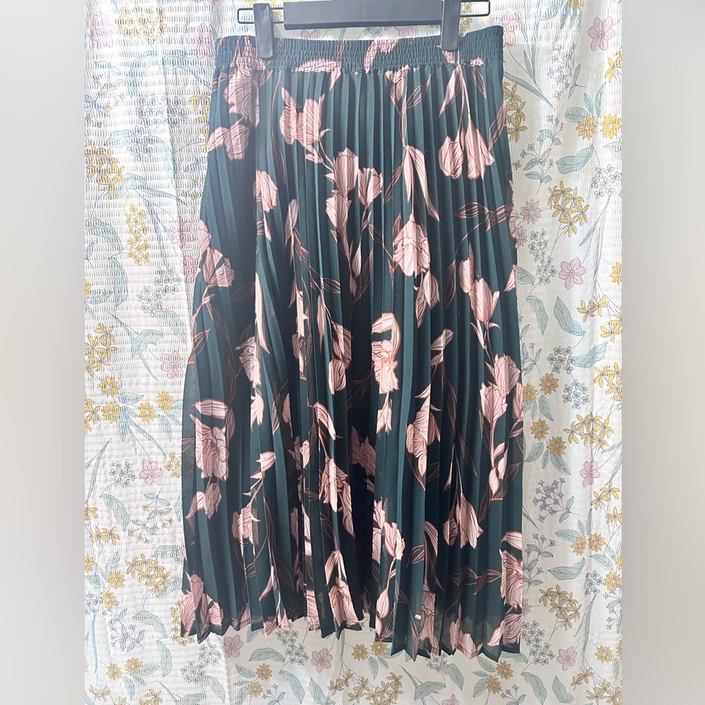 A New Day Green and Pink Floral Midi Skirt